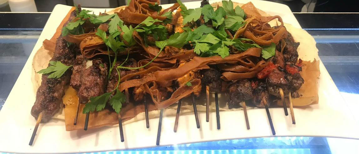 Brochettes grillées libanaises préparées maison